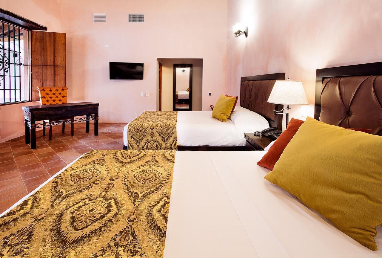 Hotel Dona Manuela Момпос Екстериор снимка